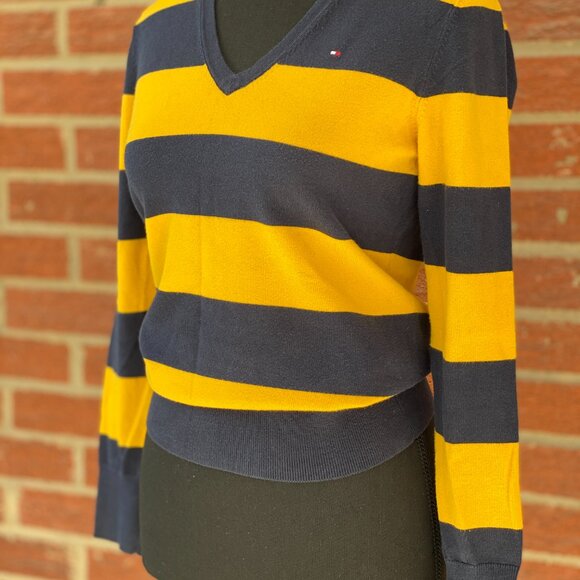 Tommy Hilfiger V-Neck Stripe Sweater (XS) - Picture 5 of 11